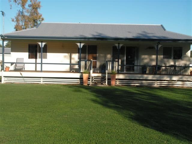 247 Edwardes Street, ROMA QLD 4455, Roma - Image 1