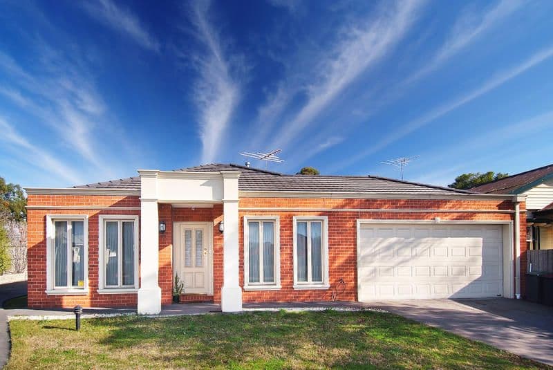 15 Shannon Avenue, HAMLYN HEIGHTS VIC 3215, Hamlyn Heights - Image 1