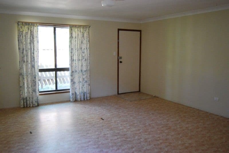 7 Lugano Street, RIVERHILLS QLD 4074, Riverhills - Thumbnail 4