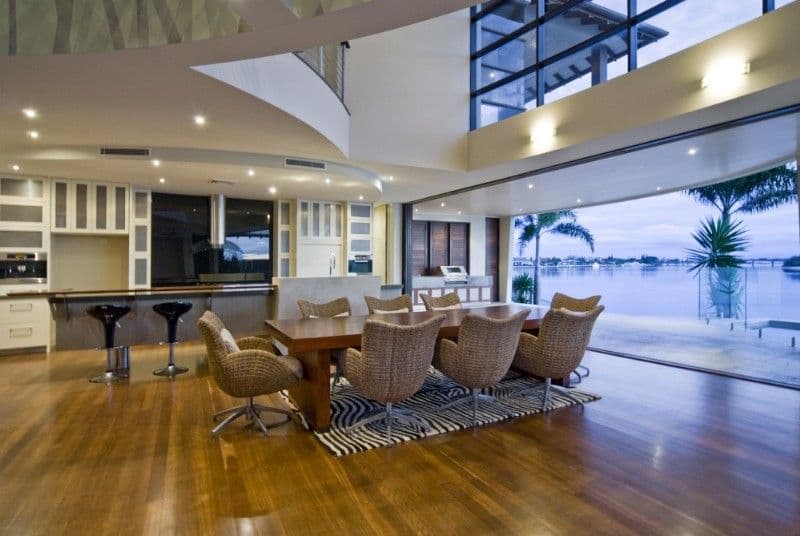 34 Hampton Court, PARADISE POINT QLD 4216, Paradise Point - Thumbnail 3