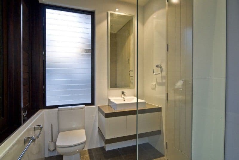 34 Hampton Court, PARADISE POINT QLD 4216, Paradise Point - Thumbnail 8