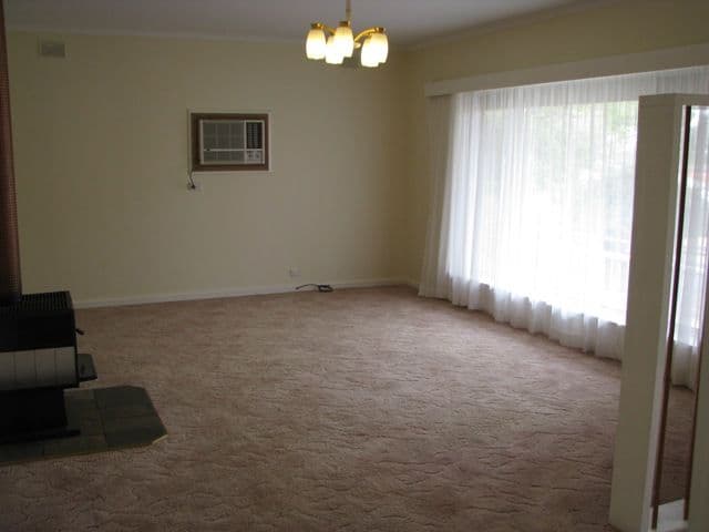 8 Derrick Street, BERRI SA 5343, Berri - Thumbnail 4