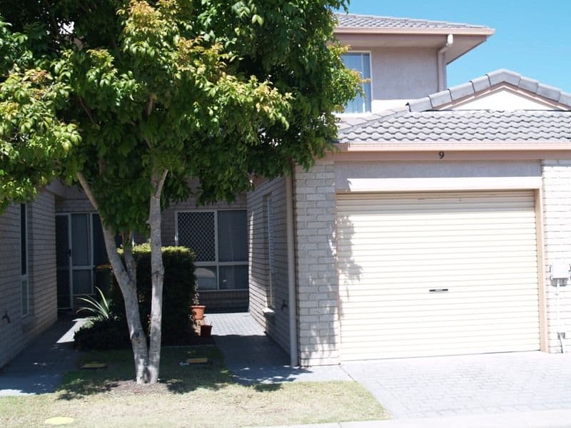 SUNNYBANK HILLS QLD 4109, Sunnybank Hills - Image 1