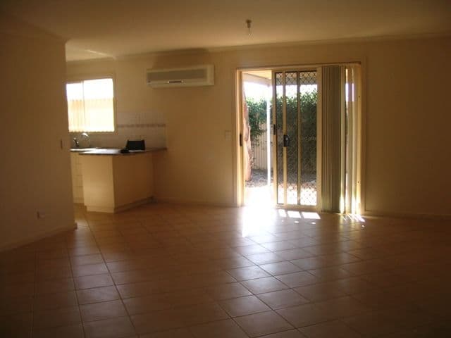 3/2a Phillips Road, BERRI SA 5343, Berri - Thumbnail 2