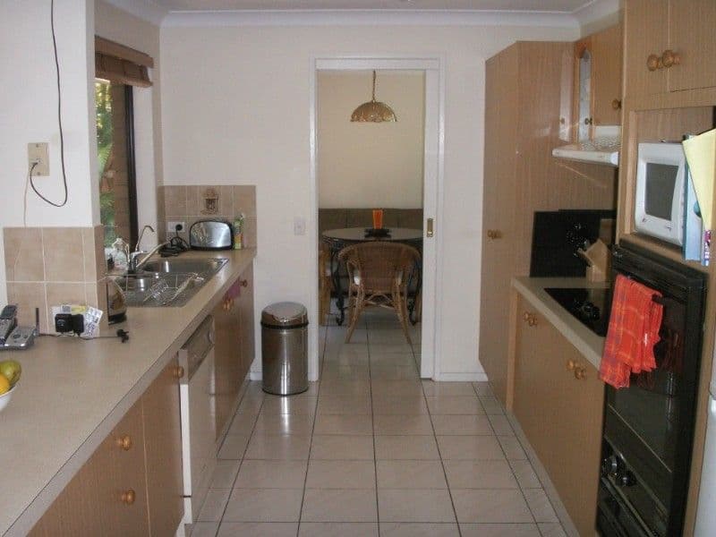 14 Midvale Place, HELENSVALE QLD 4212, Helensvale - Thumbnail 3