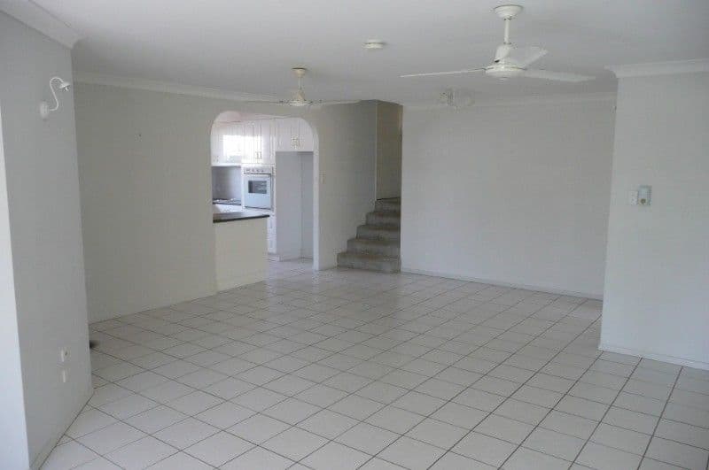 13 Casuarina Avenue, YEPPOON QLD 4703, Yeppoon - Thumbnail 5