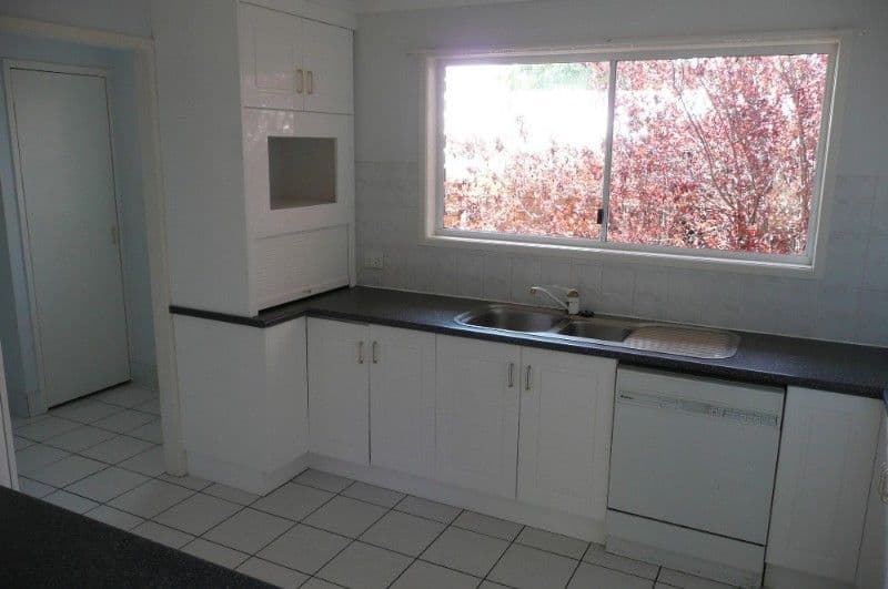 13 Casuarina Avenue, YEPPOON QLD 4703, Yeppoon - Thumbnail 6