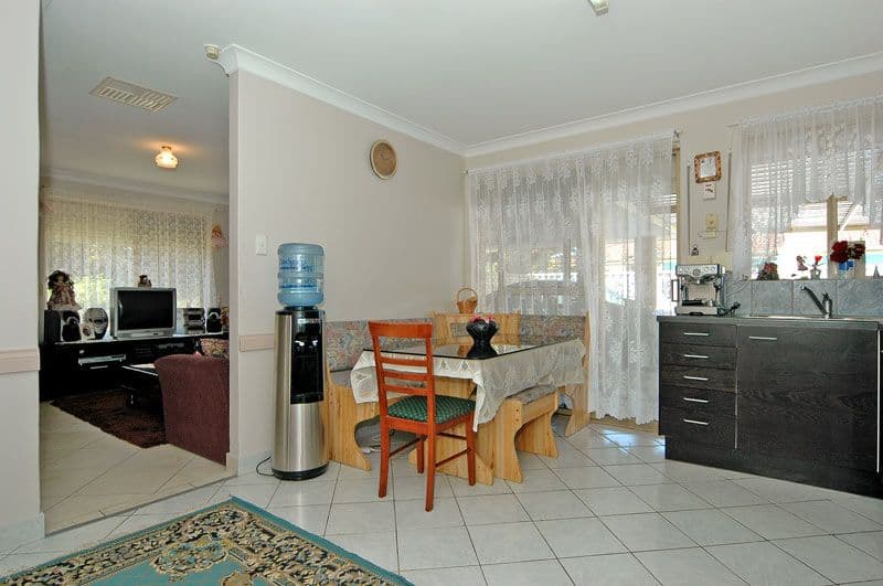 17 Avignon Way, BEECHBORO WA 6063, Beechboro - Thumbnail 4