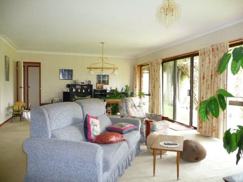 295 Mann Road, PAKENHAM UPPER VIC 3810, Pakenham Upper - Thumbnail 4
