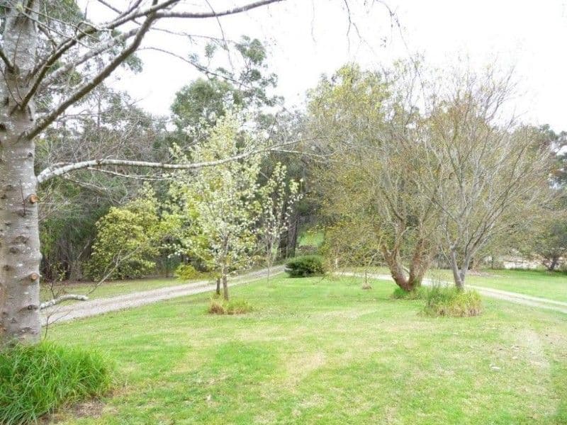 295 Mann Road, PAKENHAM UPPER VIC 3810, Pakenham Upper - Thumbnail 8