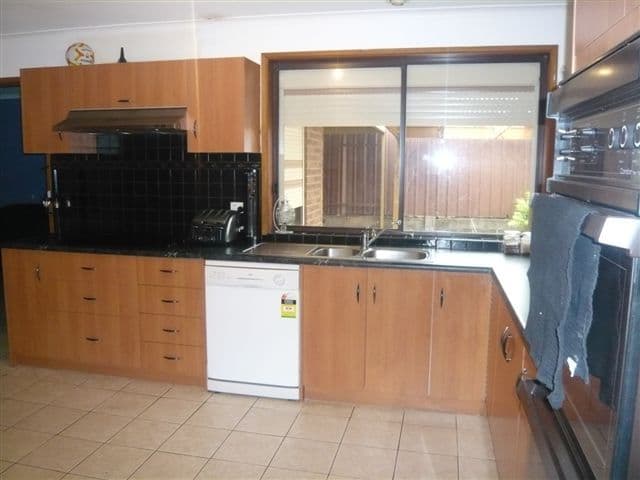 13 Hampton Court, SALISBURY EAST SA 5109, Salisbury East - Thumbnail 4