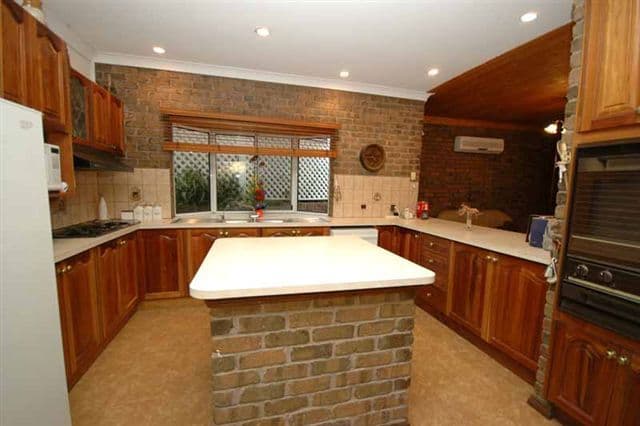 11 Coburn Court, TROTT PARK SA 5158, Trott Park - Thumbnail 3