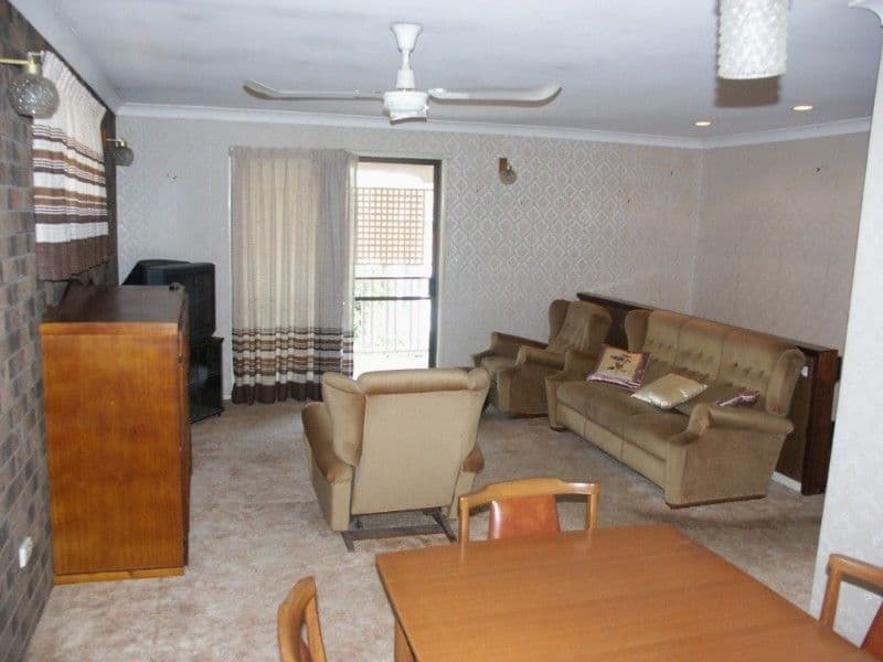 4 Elizabeth Street, EVERTON HILLS QLD 4053, Everton Hills - Thumbnail 2