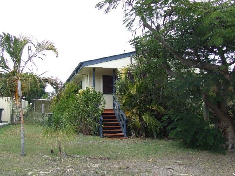 4 Burnham Street, MOURA QLD 4718, Moura - Image 1