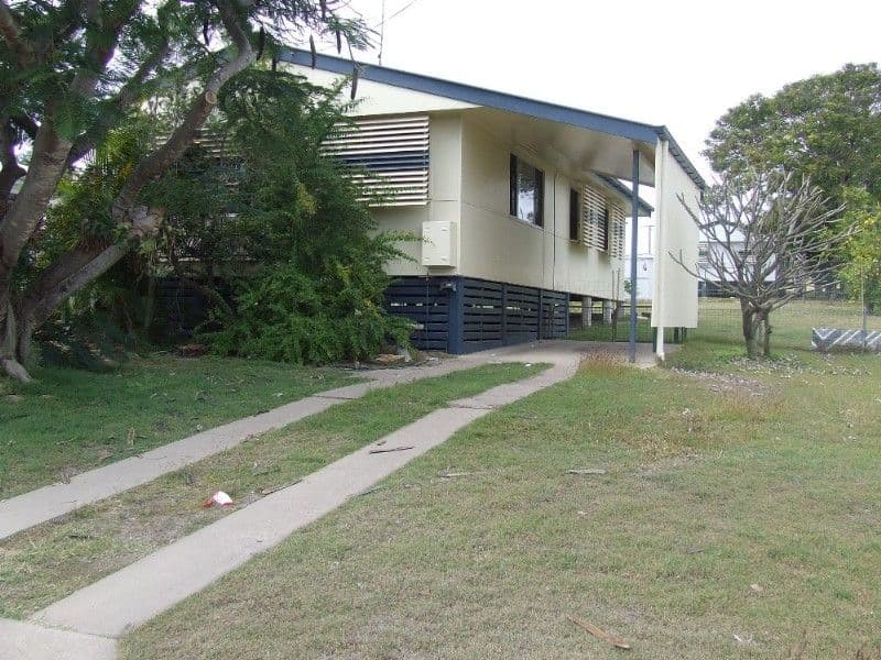 4 Burnham Street, MOURA QLD 4718, Moura - Thumbnail 2