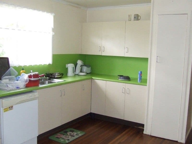 4 Burnham Street, MOURA QLD 4718, Moura - Thumbnail 5