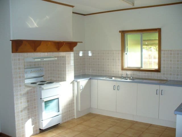 27 Charles Street, YACKA SA 5470, Yacka - Thumbnail 3