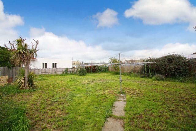 27 Clingin Street, RESERVOIR VIC 3073, Reservoir - Thumbnail 4