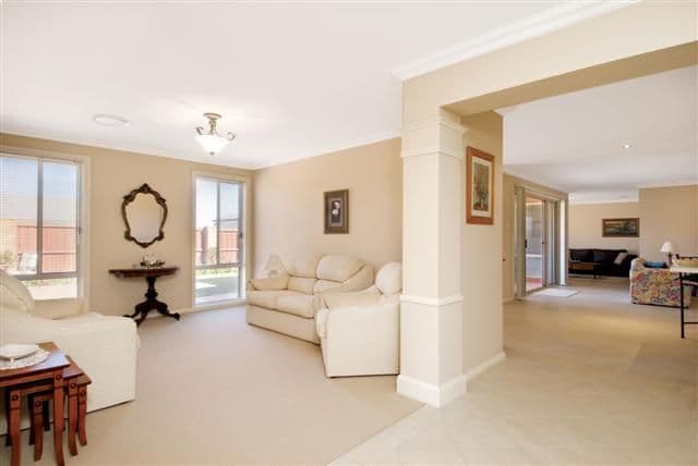 5 Tamborine Drive, BEAUMONT HILLS NSW 2155, Beaumont Hills - Thumbnail 5