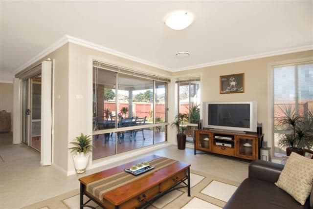 5 Tamborine Drive, BEAUMONT HILLS NSW 2155, Beaumont Hills - Thumbnail 3