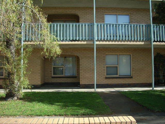 2/374 Henley Beach Road, LOCKLEYS SA 5032, Lockleys - Image 1