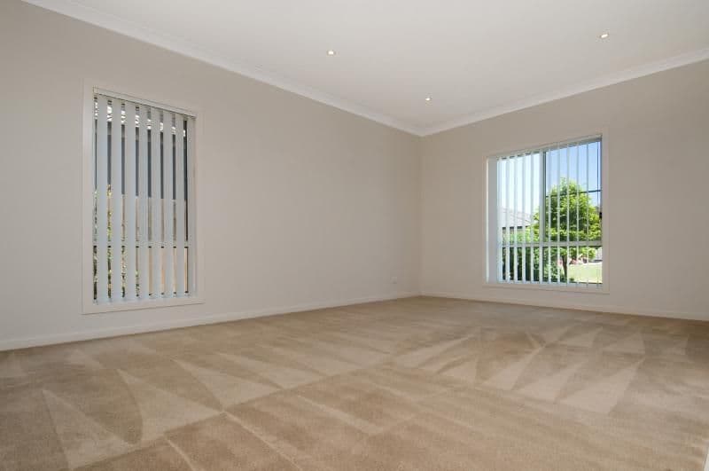 8 Pebbly Creek Crescent, LITTLE MOUNTAIN QLD 4551, Little Mountain - Thumbnail 8
