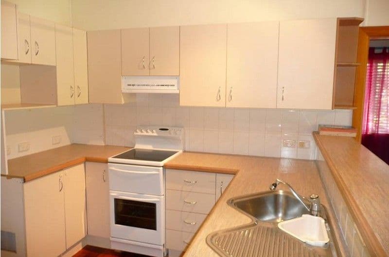 32 Bernays Road, WYNNUM WEST QLD 4178, Wynnum West - Thumbnail 4