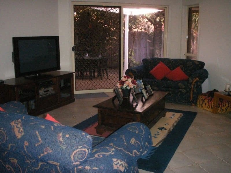 11 Peachtree Court, PARKWOOD QLD 4214, Parkwood - Thumbnail 5
