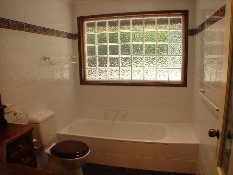 108 Sladden Road, ENGADINE NSW 2233, Engadine - Thumbnail 3