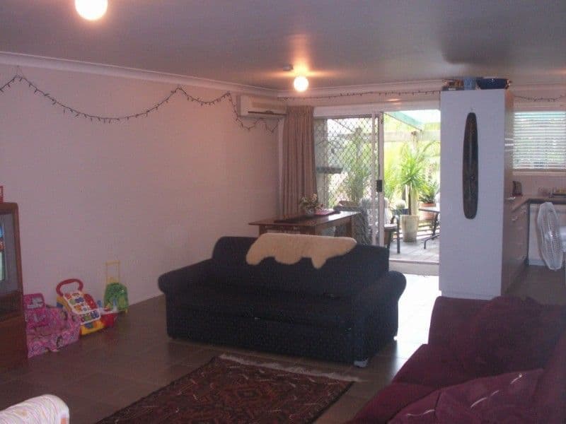 8 Pebble Court, Peregian Springs - Thumbnail 7