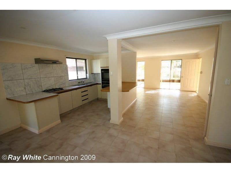 11 Levine Court, THORNLIE WA 6108, Thornlie - Thumbnail 4