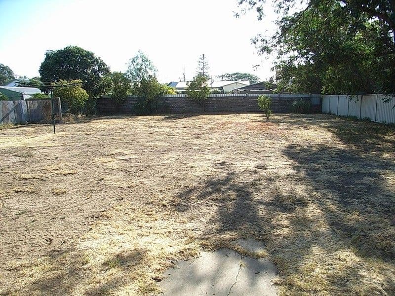 66 Sturt Street, ECHUCA VIC 3564, Echuca - Thumbnail 6