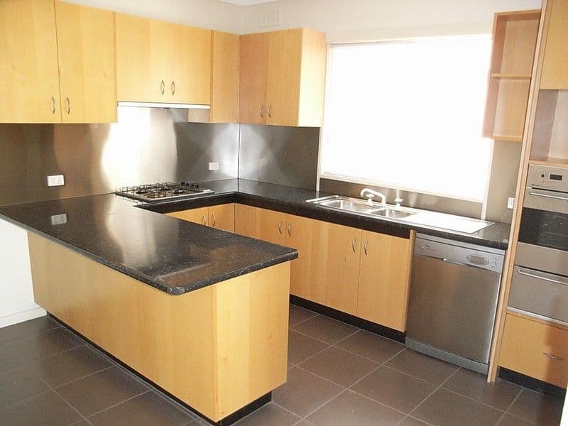 66 Sturt Street, ECHUCA VIC 3564, Echuca - Thumbnail 2