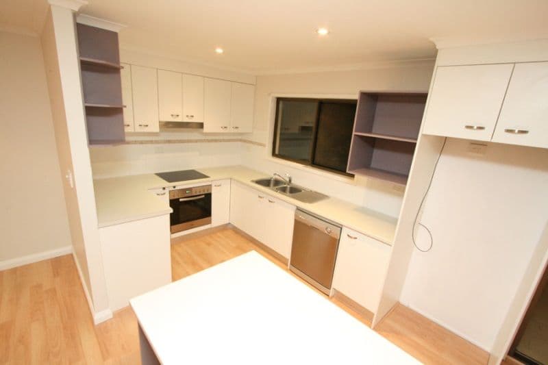 1 Shiraz Street, THORNLANDS QLD 4164, Thornlands - Thumbnail 3