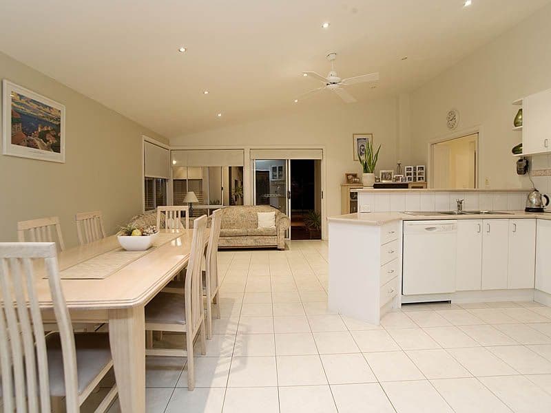 18 Carol Grove, TULLAMARINE VIC 3043, Tullamarine - Thumbnail 3