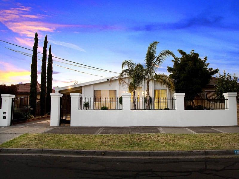 18 Carol Grove, TULLAMARINE VIC 3043, Tullamarine - Image 1