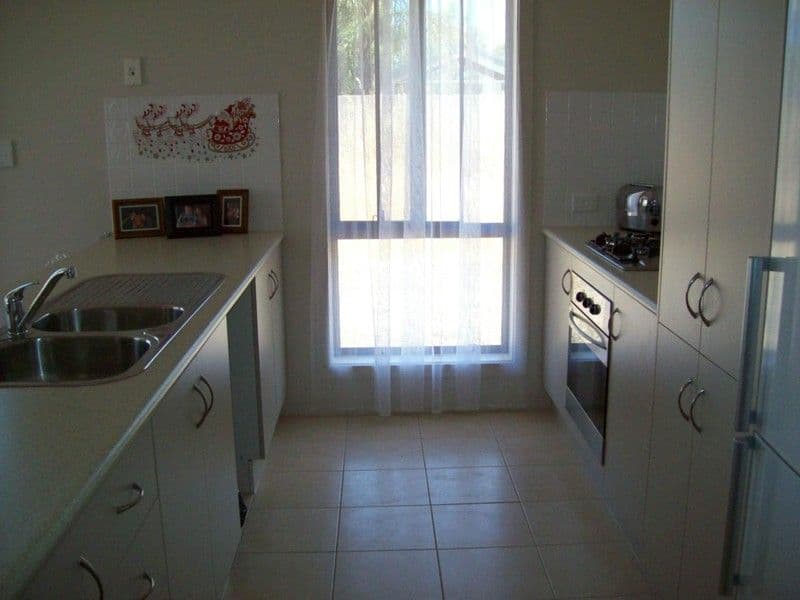 42 Librandi Street, MUNNO PARA WEST SA 5115, Munno Para West - Thumbnail 2