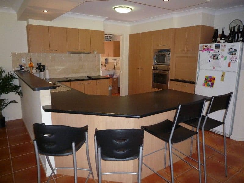 9 Torquay Place, ARUNDEL QLD 4214, Arundel - Thumbnail 3