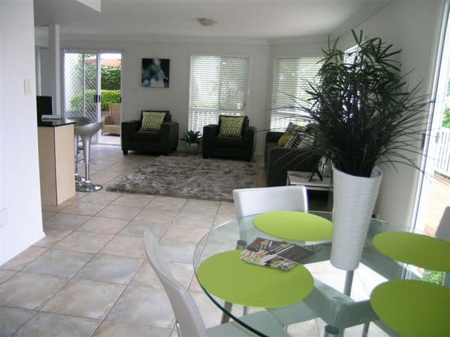 18 Daventry Street, WEST END QLD 4101, West End - Thumbnail 5