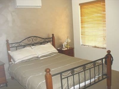 3 Sutherland Drive, MOUNT TARCOOLA WA 6530, Mount Tarcoola - Thumbnail 3