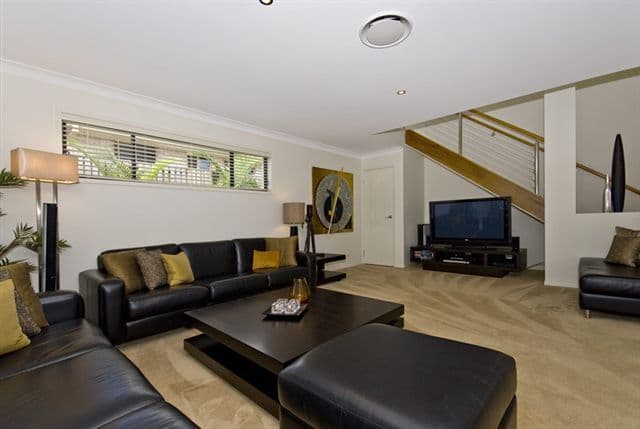 27 Mellum Circuit, PACIFIC PINES QLD 4211, Pacific Pines - Thumbnail 2