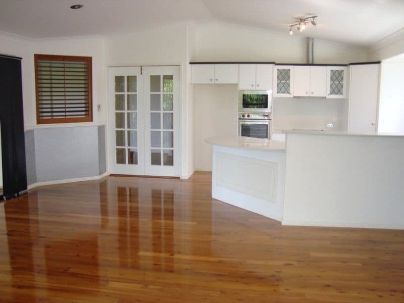 30 Palmerston Drive, OXENFORD QLD 4210, Oxenford - Thumbnail 2
