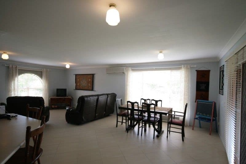 13 Perak Court, TANAH MERAH QLD 4128, Tanah Merah - Thumbnail 5