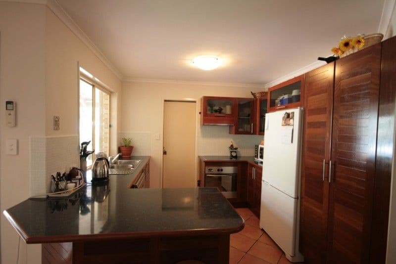 102 Pohon Drive, TANAH MERAH QLD 4128, Tanah Merah - Thumbnail 5