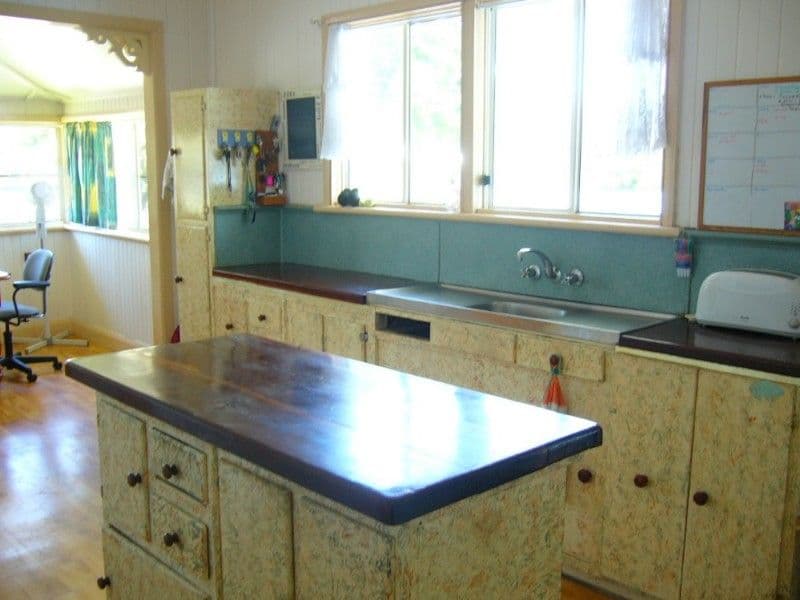 116 Clifton Street, BERSERKER QLD 4701, Berserker - Thumbnail 3