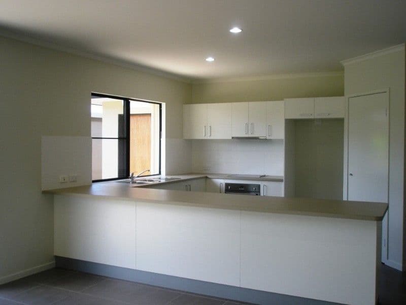 88 Abell Road, CANNONVALE QLD 4802, Cannonvale - Thumbnail 3