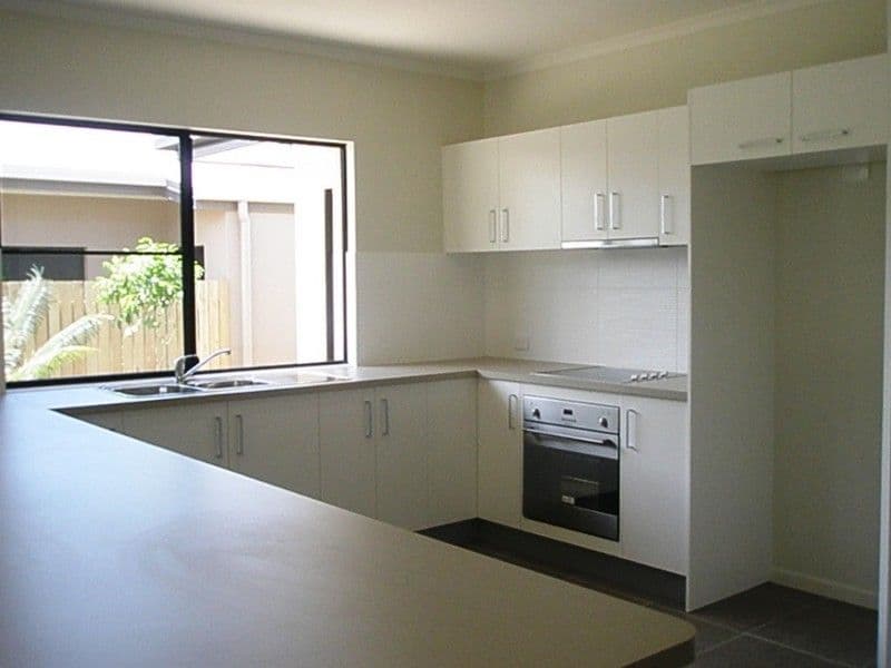 88 Abell Road, CANNONVALE QLD 4802, Cannonvale - Thumbnail 5