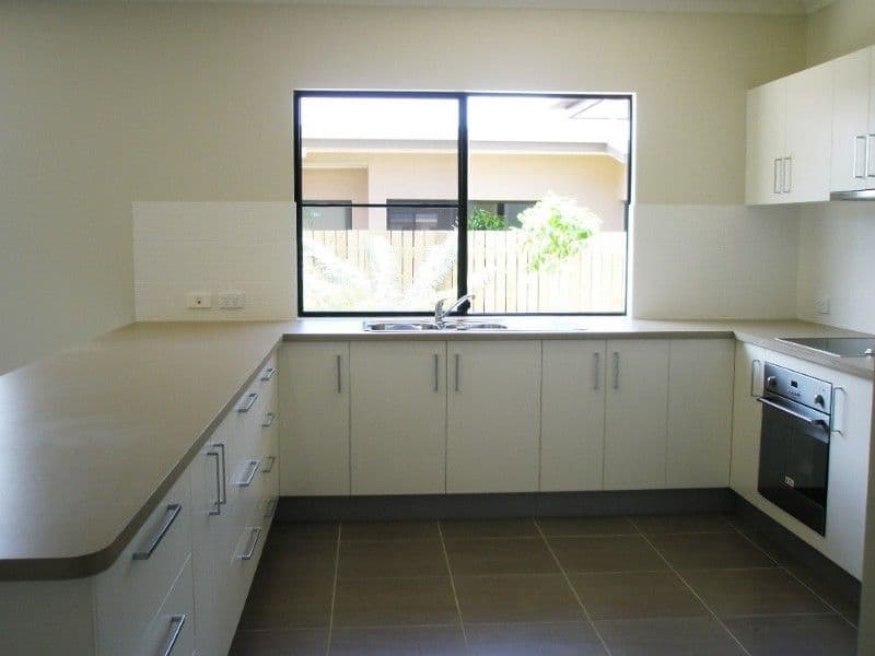 88 Abell Road, CANNONVALE QLD 4802, Cannonvale - Thumbnail 6