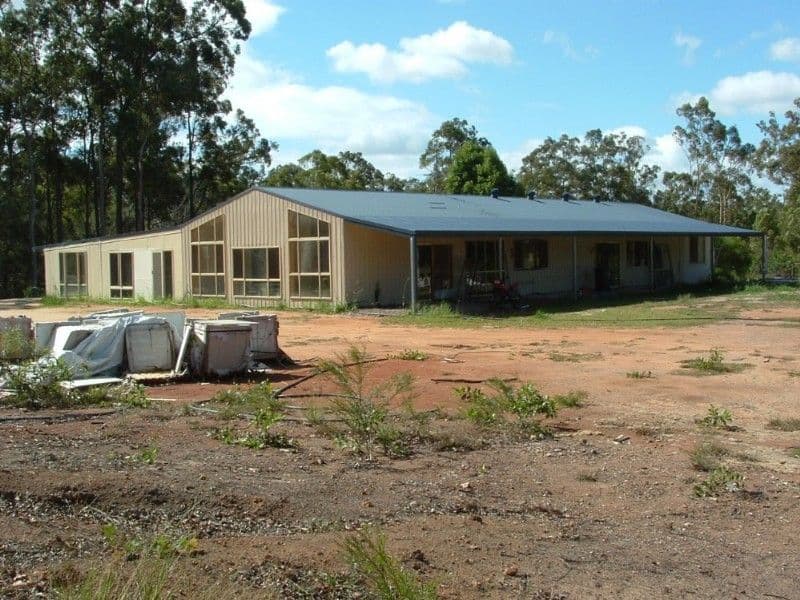 69 Pillinger Road, ROCHEDALE QLD 4123, Rochedale - Thumbnail 2