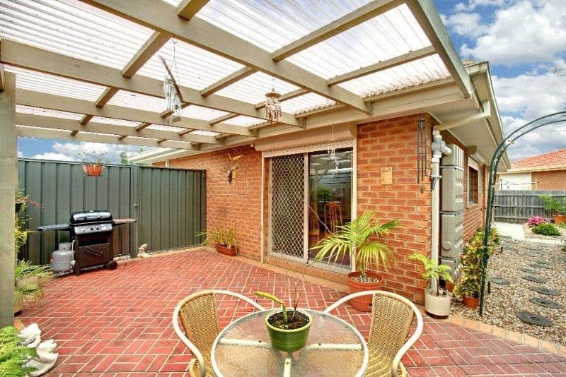 17 Carroll Crescent, MILL PARK VIC 3082, Mill Park - Thumbnail 3